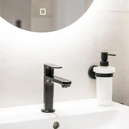Designovy Apartman Air V Srdci Kralovskych Vinohrad